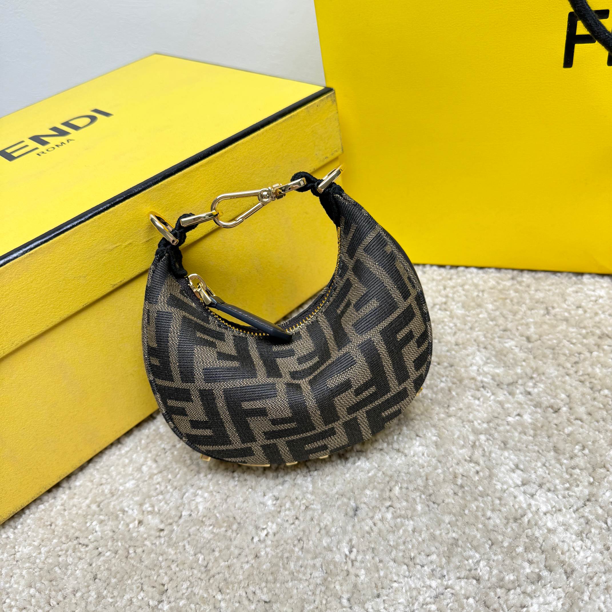 图片_2025-09-01_205401_233